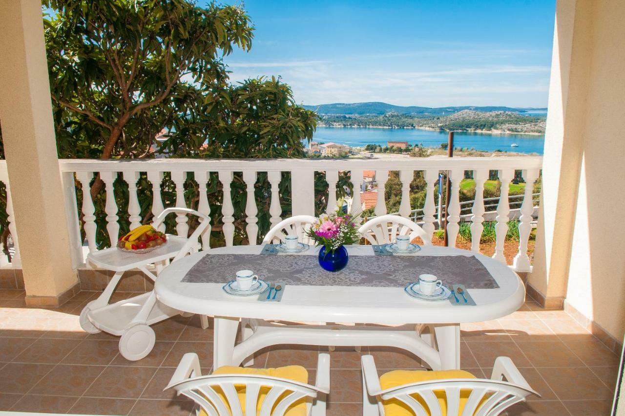 Maestral Suites Σίμπενικ Εξωτερικό φωτογραφία